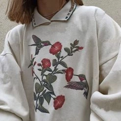 Boogzel Apparel Hummingbird Vintage Sweatshirt COTTAGECORE / ARTSY