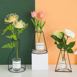 Boogzel Apparel Simplicity Wire Vase