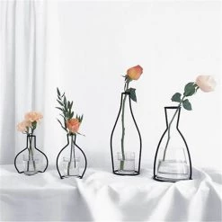 Boogzel Apparel Simplicity Wire Vase