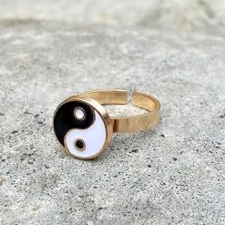 Boogzel Apparel Yin Yang Anxiety Ring ☯︎