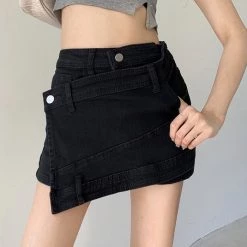 Boogzel Apparel SOFT GIRL OUTFITS Danish Pastel Pink Heart Shorts