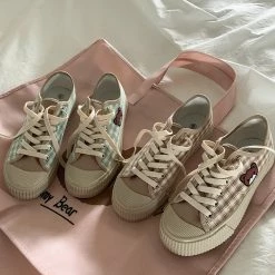 Boogzel Apparel Bear Lace Up Sneakers