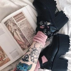 Boogzel Apparel GRUNGE CLOTHES Buckle Grunge Sandals