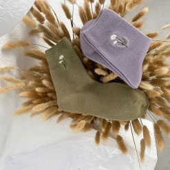 Boogzel Apparel Daisy Embroidery Socks