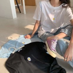 Boogzel Apparel Daisy T-Shirt 12 Boogzel Apparel Daisy T-Shirt