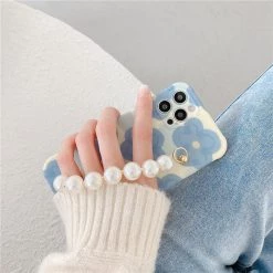 Boogzel Apparel Flower Pearl Chain IPhone Case