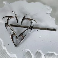 Boogzel Apparel Grunge Heart Hair Pin FAIRY GRUNGE