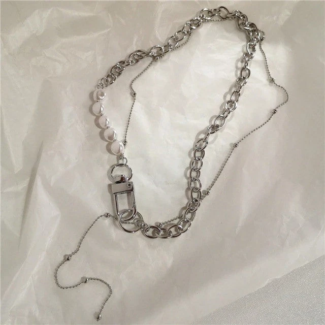 Boogzel Apparel Everlasting Love Chain Necklace 2 Boogzel Apparel Everlasting Love Chain Necklace
