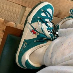 Boogzel Apparel Rose Embroidery Aesthetic Sneakers 🌹 COTTAGECORE / ARTSY