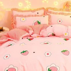 Boogzel Apparel Strawberry Aesthetic Bedding Set 🍓 AESTHETIC BEDROOM